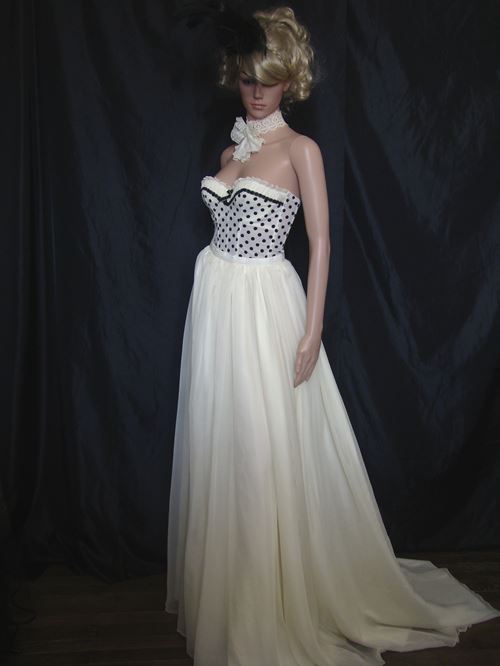 Robe belle époque 2025